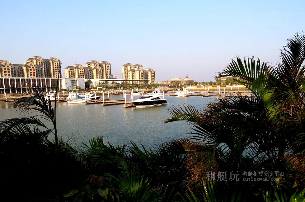 海南?？谛虏簫u國際游艇會