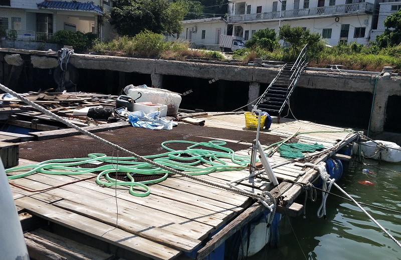 444002.jpg 444002.jpg