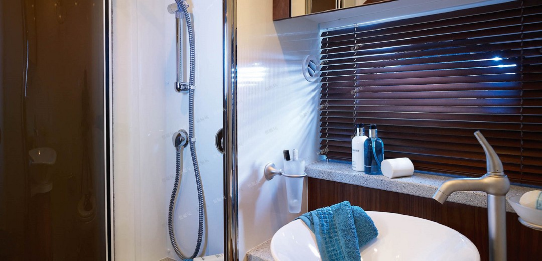 Sunseeker Manhattan 55 Sunseeker Manhattan 55