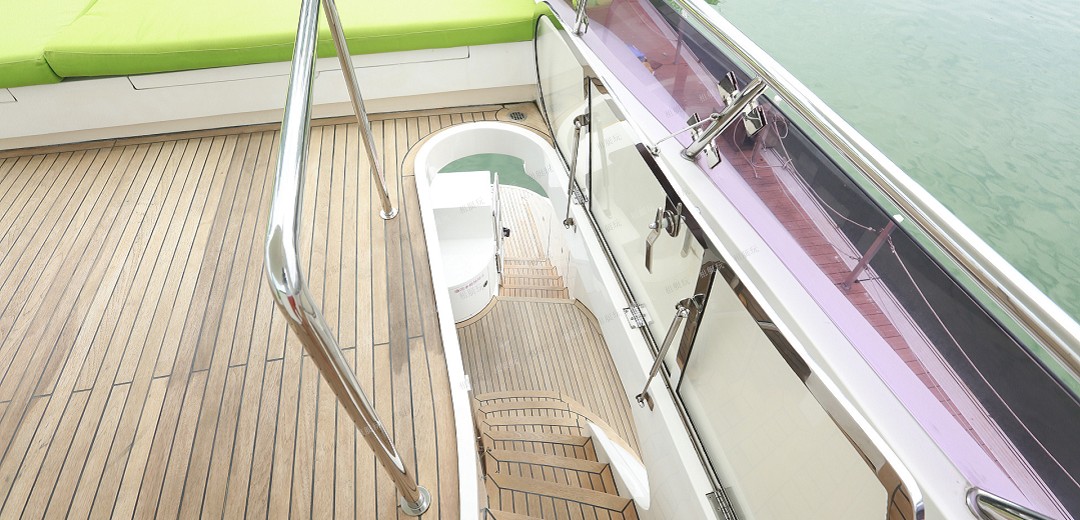 72英尺三層游艇 72英尺三層游艇