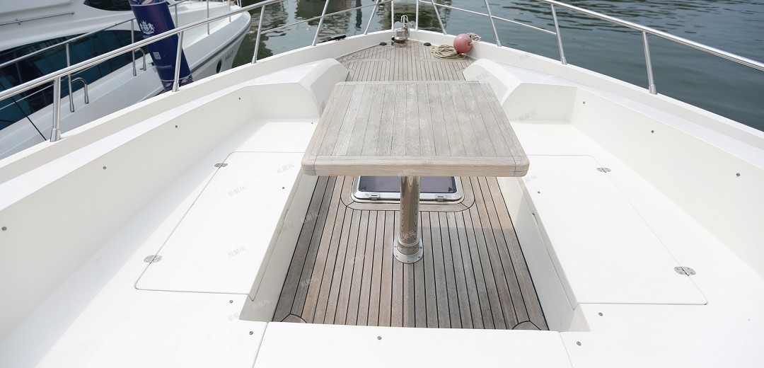 70英尺飛橋游艇 70英尺飛橋游艇